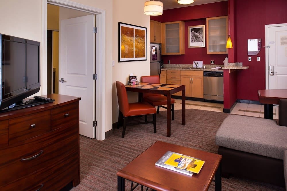 Residence Inn by Marriott Room